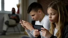 Rețelele sociale, DUȘMANUL notelor bune? Ce au descoperit cercetătorii italieni
