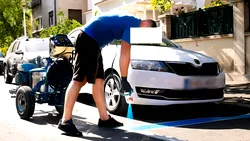 Cum poți delimita legal locul de parcare. Dacă e în fața casei, ai nevoie de autorizație?