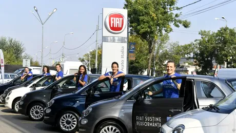 Handbalistele de la CSM Bucureşti fac performanţă cu Fiat 500 - Galerie FOTO